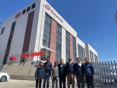 Treinamento em equipamento de perfuração & Aceitação por parte de cliente da Guiné