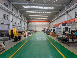 Oficina para produção de ferramentas de perfuração de solo