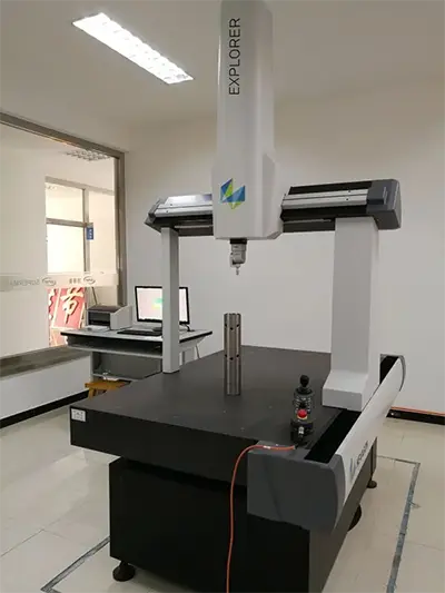 Máquina de medição por coordenadas